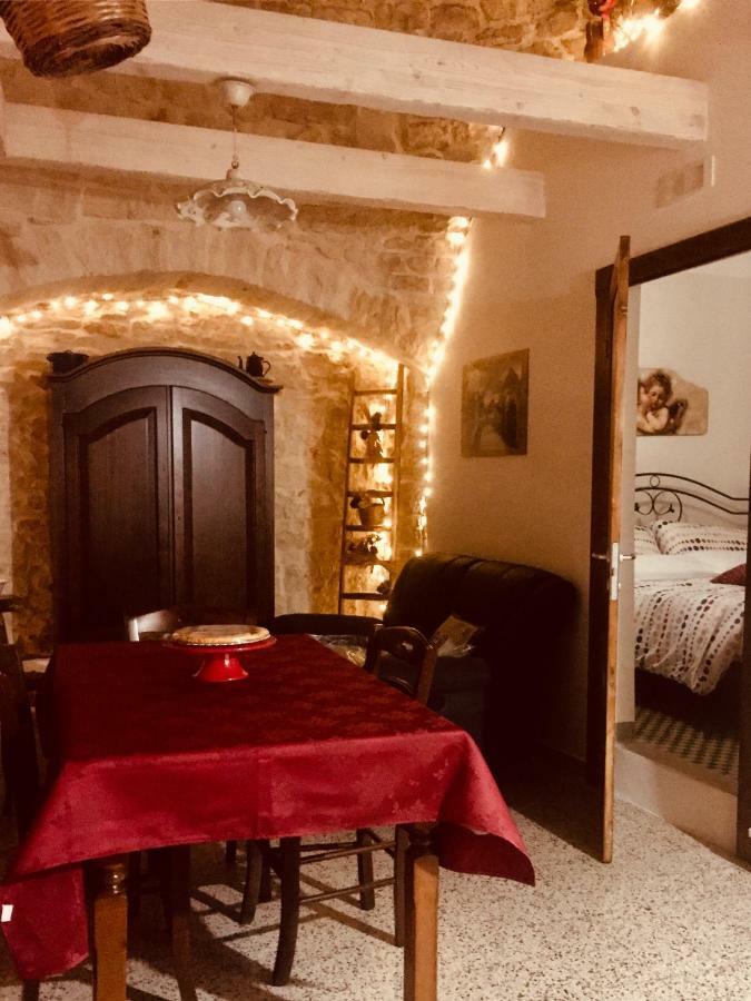 Trullo Di Giovannina Casa Vacanza Альберобелло Экстерьер фото